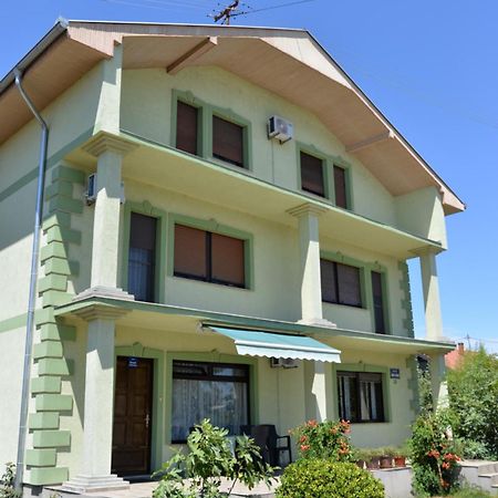 Apartment Kolonija Slavonski Brod Buitenkant foto
