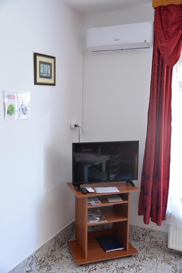 Apartment Kolonija Slavonski Brod Buitenkant foto